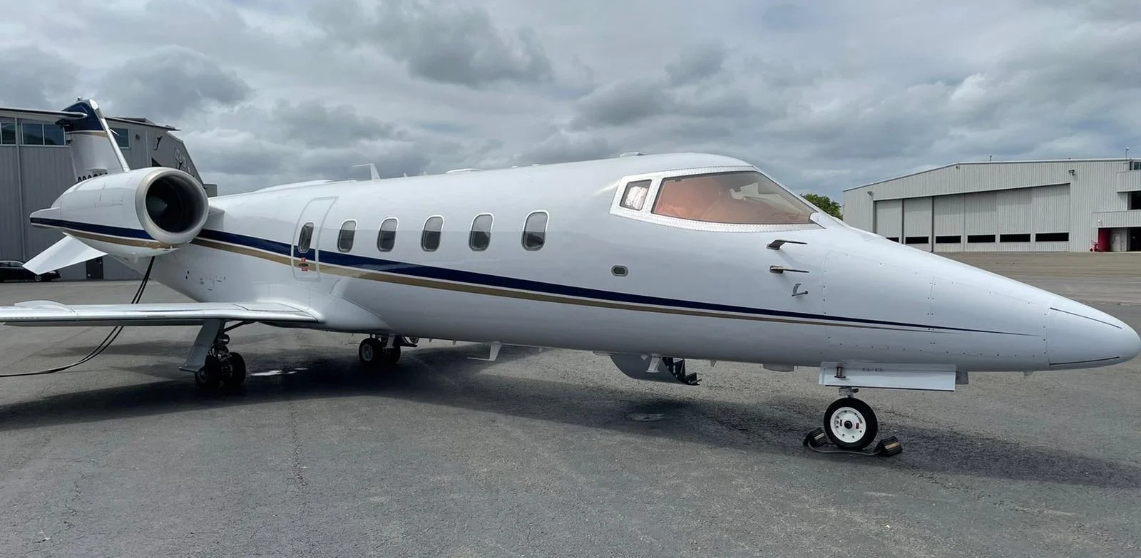Learjet 60